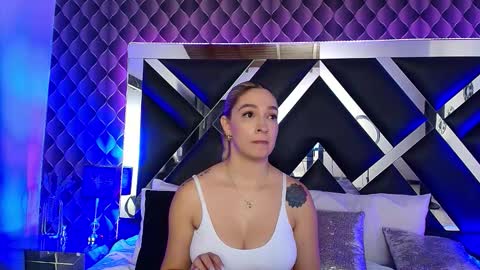 victtoria lee online show from October 2025 09:22:01 PM