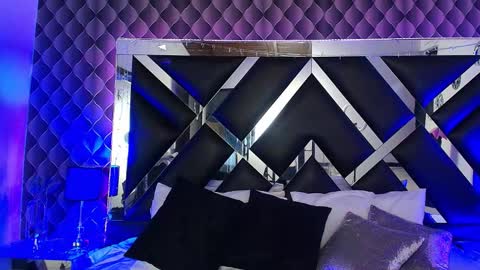 victtoria lee online show from March 2026 07:17:01 PM