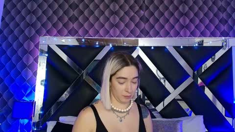 Snapshot of victtoria_lee chatting on June 2026 07:29:01 PM victtoria lee online show from June 2026 07:29:01 PM