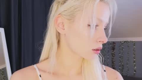 Eva online show from April 2026 12:25:01 PM