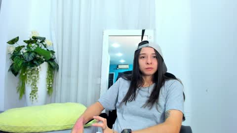 viictoriiasaenz online show from May 2026 05:12:01 AM