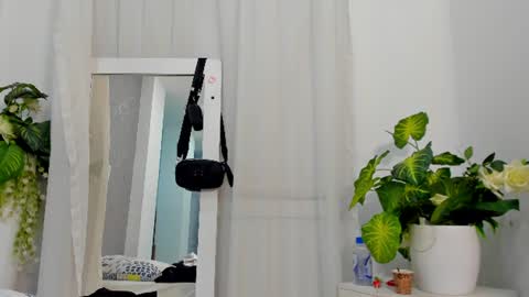 viictoriiasaenz online show from June 2026 09:35:02 PM