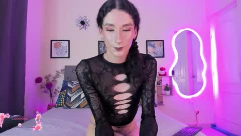 Violet online show from February 2026 03:49:02 AM