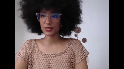 viiolettaaa online show from June 2026 08:53:02 PM