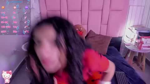 Snapshot of viiolettlopez chatting on November 2025 01:22:04 PM Violet online show from November 2025 01:22:04 PM