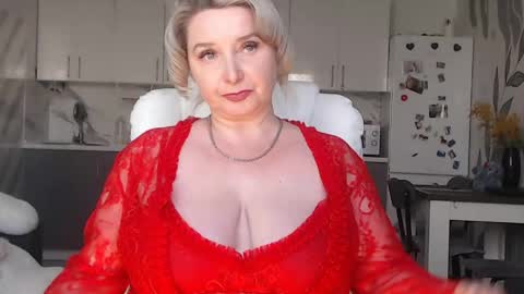 Vikaohair online show from April 2026 02:40:01 PM