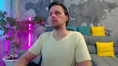 vikingchrisss online show from April 2026 10:30:01 AM