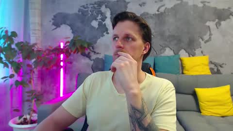 vikingchrisss online show from April 2026 10:32:02 AM