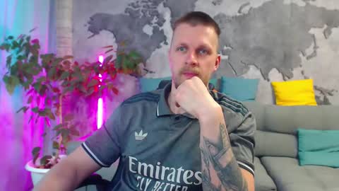 vikingchrisss online show from June 2026 10:38:01 AM