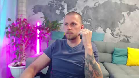 vikingchrisss online show from July 2026 10:44:01 AM