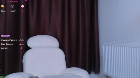 Snapshot of viksinite chatting on February 2026 08:21:01 PM Vixi online show from February 2026 08:21:01 PM