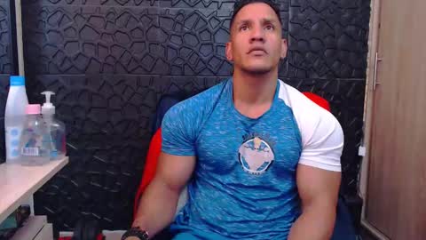 Viktor Herrera online show from February 2026 06:35:01 PM