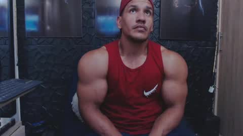 Viktor Herrera online show from April 2026 05:18:01 PM