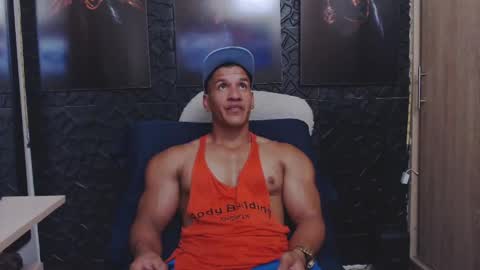 Snapshot of viktorherrera chatting on May 2026 08:59:01 PM Viktor Herrera online show from May 2026 08:59:01 PM