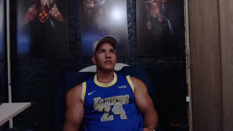 Snapshot of viktorherrera chatting on June 2026 03:09:02 AM Viktor Herrera online show from June 2026 03:09:02 AM