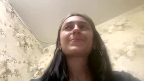 Snapshot of viktoria9898 chatting on April 2026 12:22:01 AM Sweett online show from April 2026 12:22:01 AM