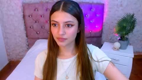 viky_evanss online show from December 2025 07:19:02 PM