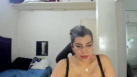 VIKY ADAMS online show from January 2026 11:03:01 AM