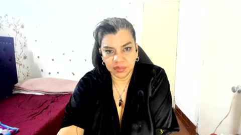 Snapshot of vikyadams chatting on July 2026 06:54:01 AM VIKY ADAMS online show from July 2026 06:54:01 AM