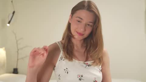 Lana online show from October 2025 11:23:02 AM