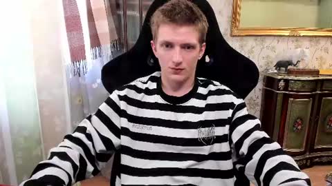 Dimoooooon online show from June 2026 10:15:01 AM