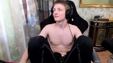 Dimoooooon online show from June 2026 03:29:02 AM
