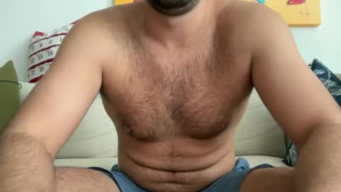 vincee2 online show from December 2025 04:38:01 PM