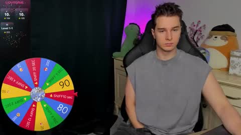 Vincent Strong online show from November 2025 09:24:01 AM