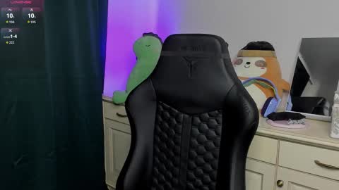 Vincent Strong online show from March 2026 08:18:01 AM