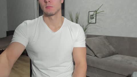 Vincent.  uncut 18cm online show from January 2025 03:44:01 PM