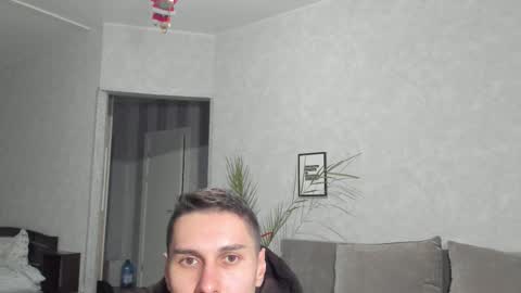 Vincent.  uncut 18cm online show from December 2025 03:17:02 PM