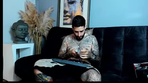 Snapshot of vincentsartori chatting on October 2025 01:12:02 PM Vincent Sartori online show from October 2025 01:12:02 PM