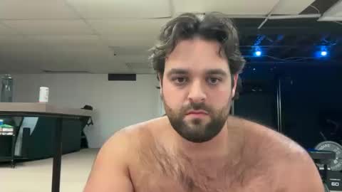 Snapshot of vinfaro27 chatting on October 2025 03:51:02 AM Vinfaro27 online show from October 2025 03:51:02 AM