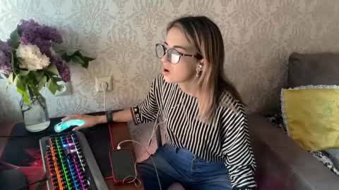 Mira online show from May 2026 04:12:02 PM