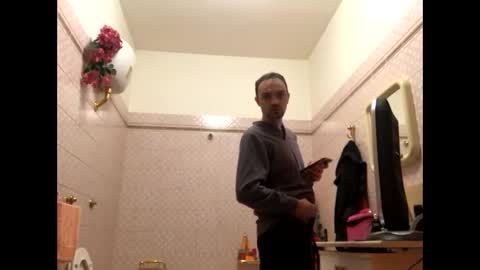 Snapshot of vinmin90 chatting on December 2024 11:02:02 AM Zenith online show from December 2024 11:02:02 AM