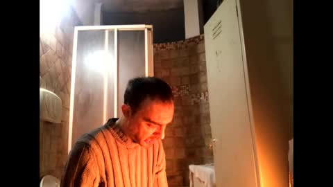 Snapshot of vinmin90 chatting on January 2025 04:35:01 PM Zenith online show from January 2025 04:35:01 PM