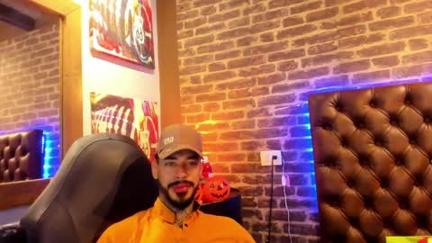 ---Vinzen--- online show from October 2025 05:31:01 AM