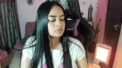 Daniela online show from September 2025 08:08:01 AM