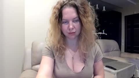 Snapshot of viodetta chatting on December 2024 07:45:02 PM viodetta online show from December 2024 07:45:02 PM