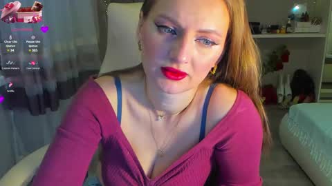 Funny  girl online show from February 2025 12:05:02 AM