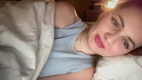 Funny  girl online show from March 2026 01:35:02 AM