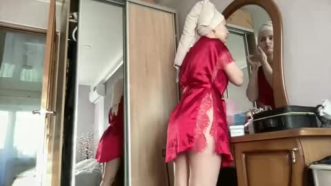 Snapshot of viola_1 chatting on April 2026 03:37:02 AM Funny girl online show from April 2026 03:37:02 AM