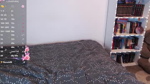 Snapshot of violawane chatting on April 2026 01:41:01 PM Viola online show from April 2026 01:41:01 PM