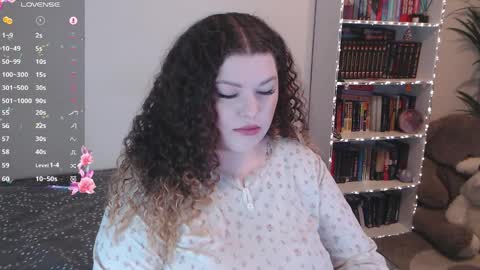 Snapshot of violawane chatting on April 2026 12:46:02 PM Viola online show from April 2026 12:46:02 PM