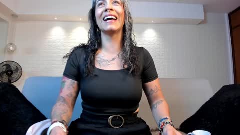 Violett  Everyday From 0530 to 1430 Col Time online show from January 2025 10:50:02 AM