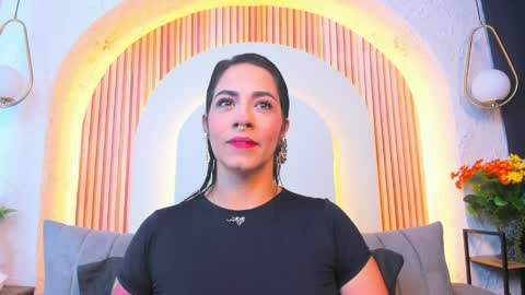 Snapshot of violeet_scottt chatting on June 2026 10:42:02 AM Violette online show from June 2026 10:42:02 AM