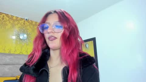 violeethh__ online show from March 2026 12:33:02 PM