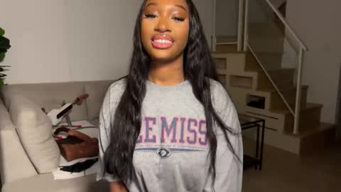 Fantasy Black Girl online show from November 2025 06:46:01 AM