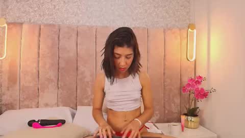 Violeta online show from November 2025 12:28:02 PM