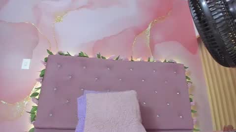 violet__taylor_ online show from July 2026 02:25:02 AM